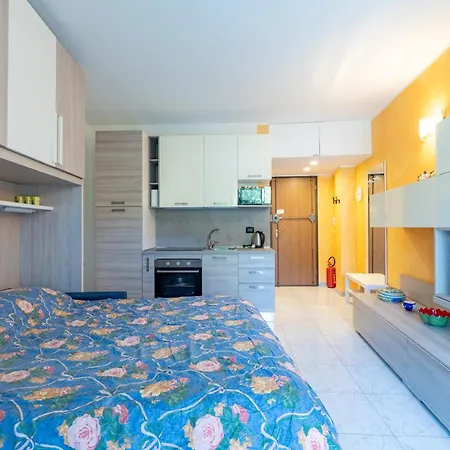 Apartment Le Palme By Wonderful Italy
